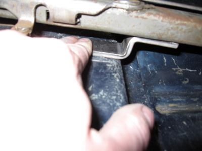 2011-01-10_-_65_Mustang_Fiero_Seat_Tracks_009.jpg